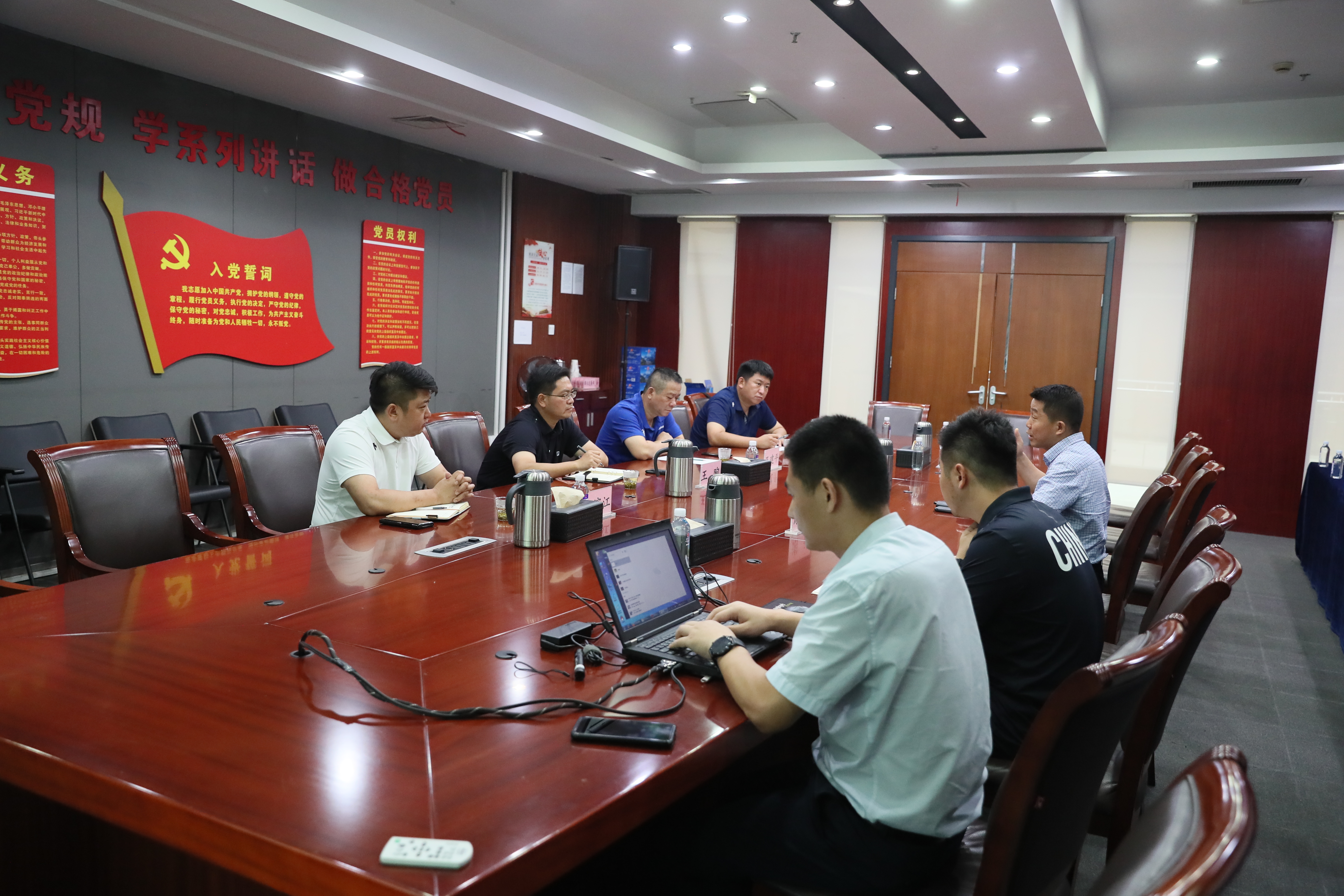 省體育局武術和冬季運動管理中心領導來公司調研