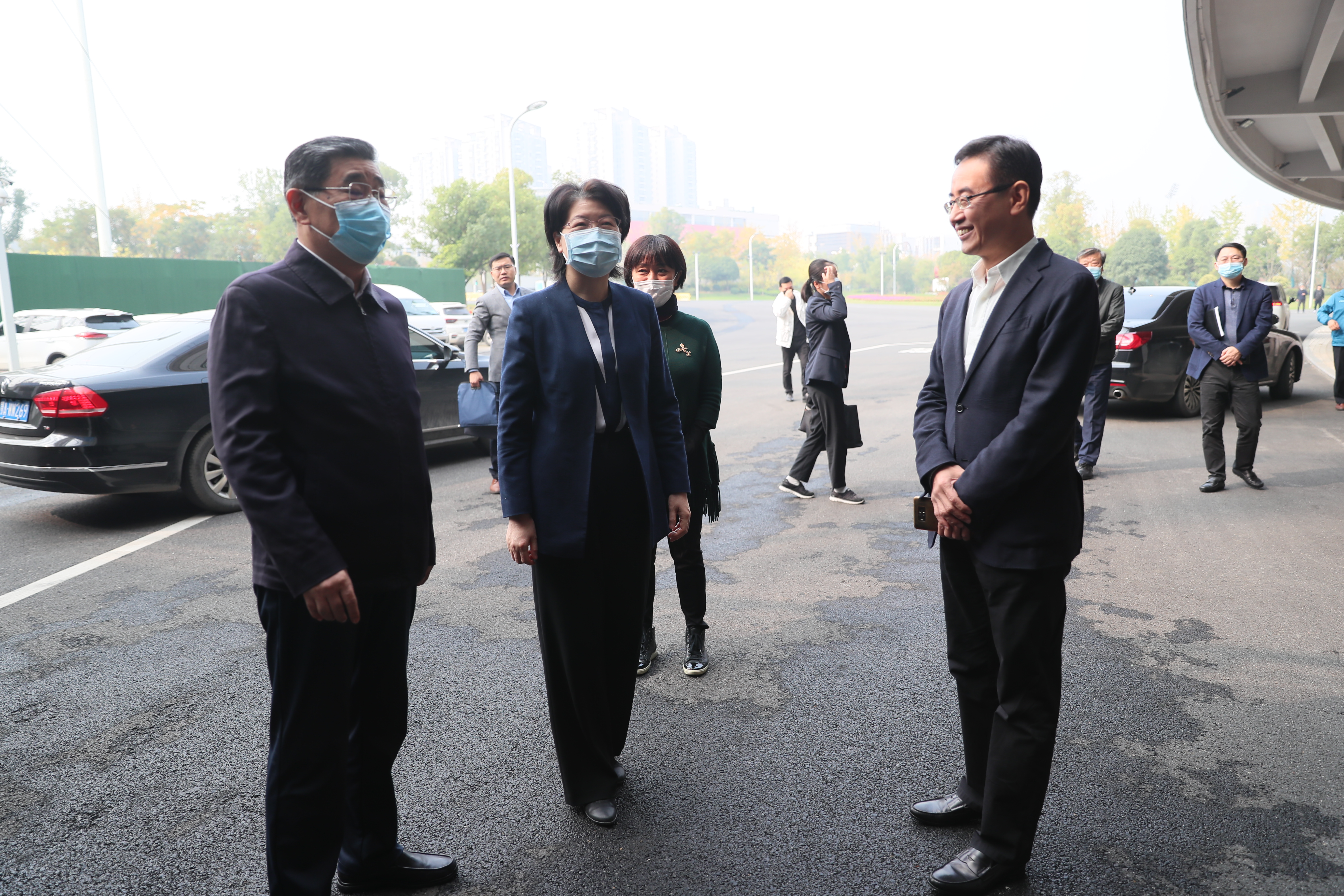 副省長肖菊華來公司調研(圖1) 副省長肖菊華來公司調研(圖1)
