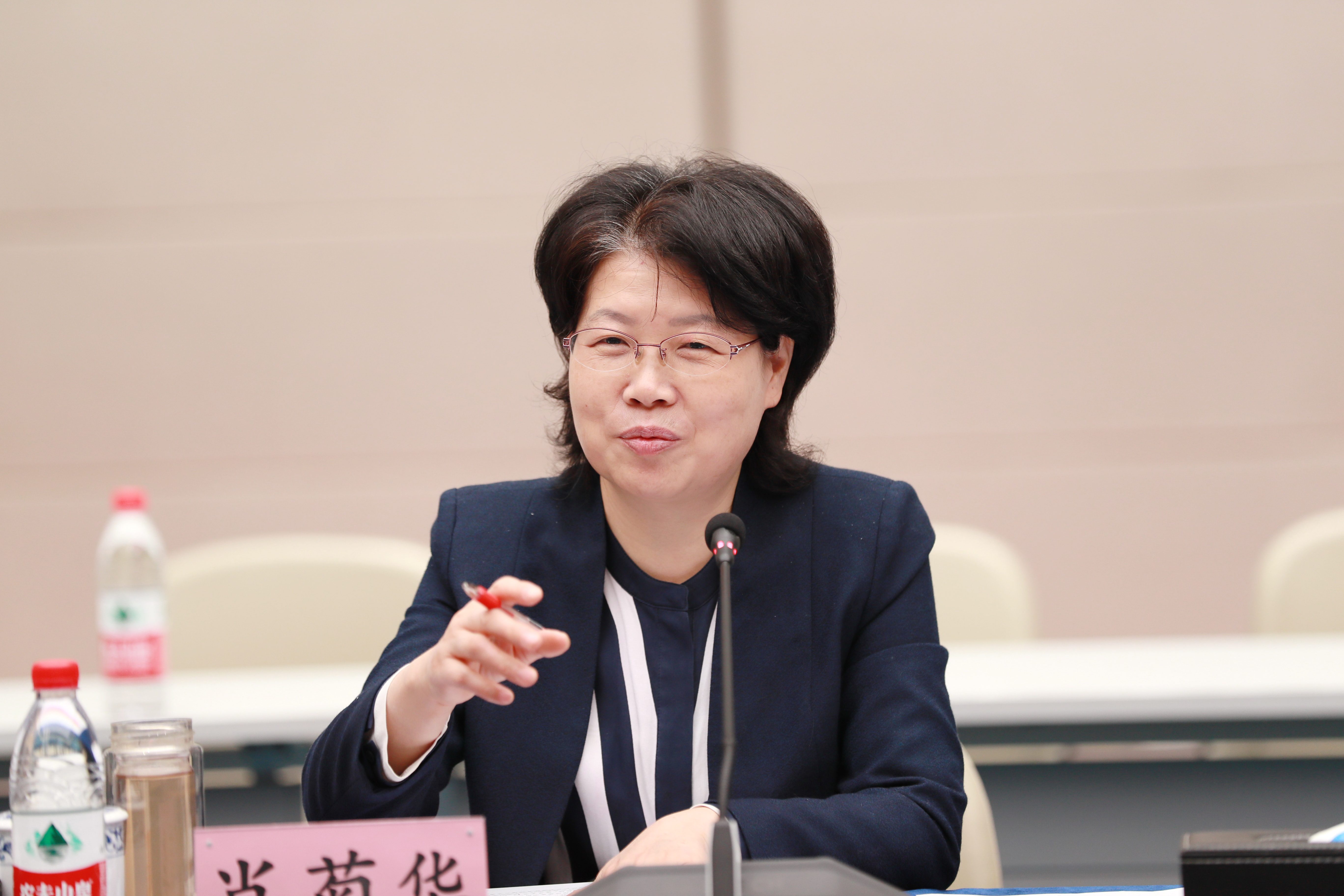 副省長肖菊華來公司調研(圖8) 副省長肖菊華來公司調研(圖8)