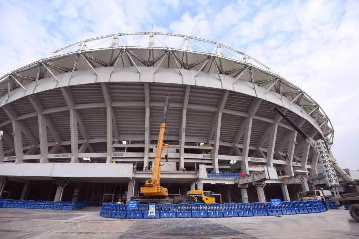 胡亞波現(xiàn)場調(diào)研推進(jìn)軍運會改造項目建設(shè)(圖3)